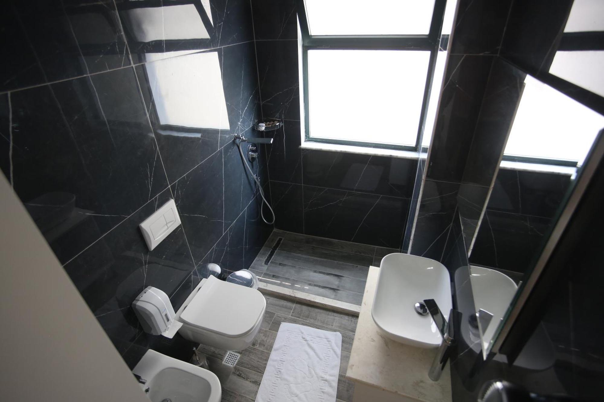 Hotel New Akileda 3*